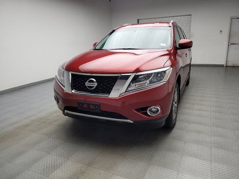 Used 2016 Nissan Pathfinder SV w/ SV Cold Weather Package AWD/4WD image 15