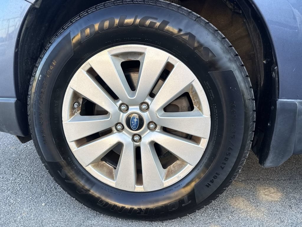 Used 2015 Subaru Outback 2.5i Premium AWD/4WD image 8
