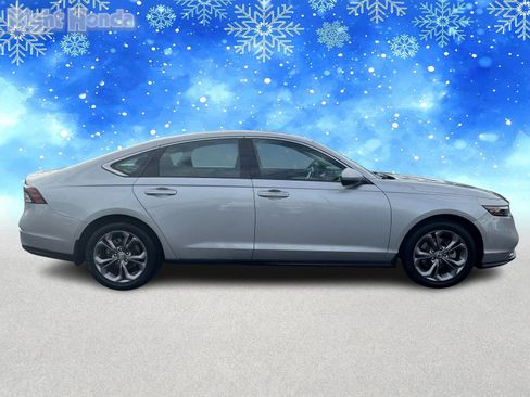 Used 2024 Honda Accord EX image 7