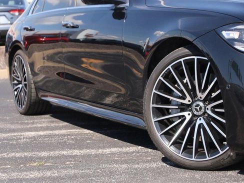 Used 2022 Mercedes-Benz S 580 4MATIC Sedan image 3