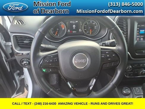 Used 2019 Jeep Cherokee Altitude image 15