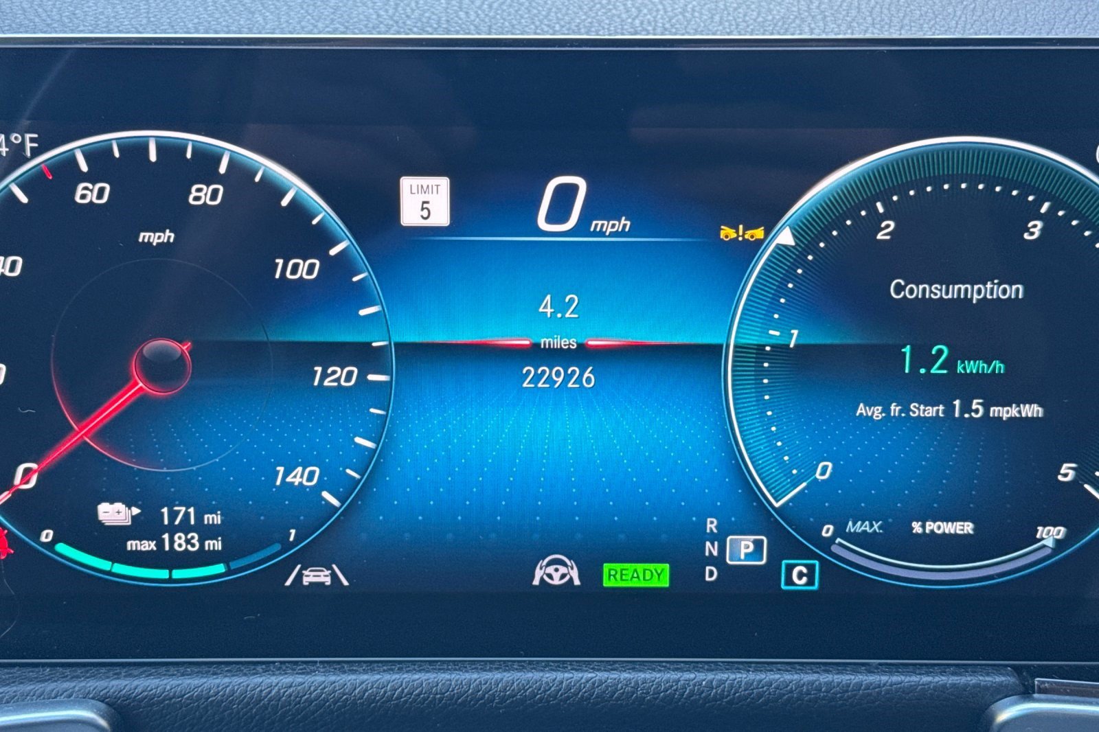 Used 2023 Mercedes-Benz EQB 250+ image 24