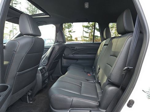 Certified 2023 Honda Passport TrailSport image 12