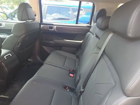 Used 2024 Hyundai Santa Fe XRT image 7