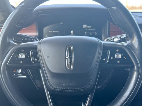 Used 2023 Lincoln Aviator Reserve w/ Equipment Group 201A image 45