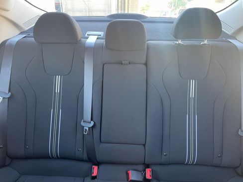 Used 2025 Hyundai Elantra SEL image 40