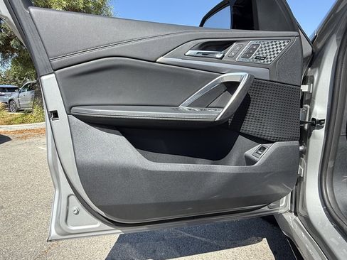 Used 2025 BMW X1 M35i w/ Premium Package image 19