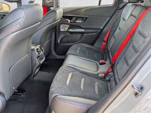 New 2026 Mercedes-Benz GLC 43 AMG 4MATIC image 17