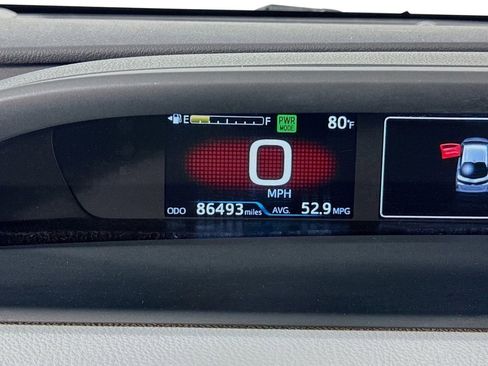 Used 2021 Toyota Prius Prime Limited image 18