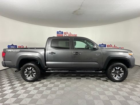 Used 2019 Toyota Tacoma TRD Off-Road w/ Exterior Package AWD/4WD image 2