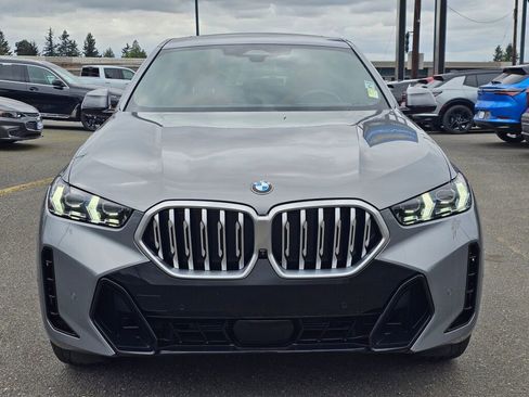 Used 2026 BMW X6 xDrive40i w/ Climate Comfort Package AWD/4WD image 2