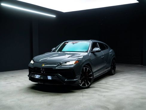 Used 2023 Lamborghini Urus S AWD/4WD image 39