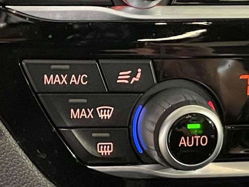 Used 2019 BMW 540i xDrive AWD/4WD image 27