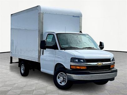 New 2025 Chevrolet Express 3500 w/ Power Convenience Package