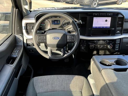 Certified 2024 Ford F250 XLT image 5