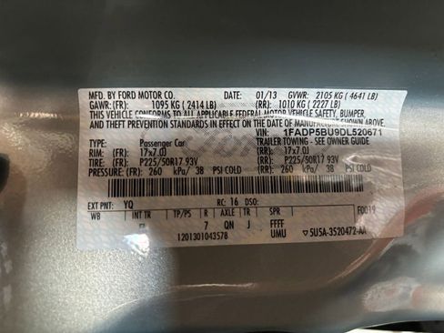 Used 2013 Ford C-MAX SEL image 40