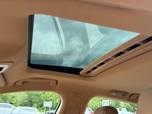 Used 2014 Porsche Panamera S image 20