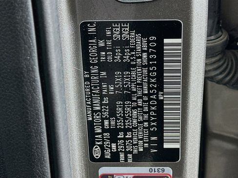 Used 2019 Kia Sorento SX image 12