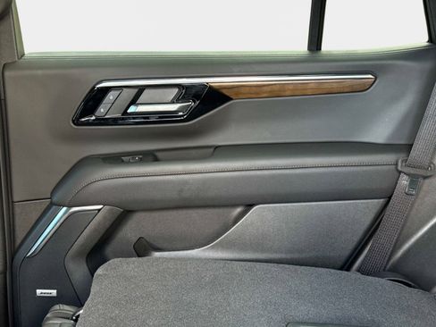 Used 2026 Chevrolet Tahoe High Country image 14