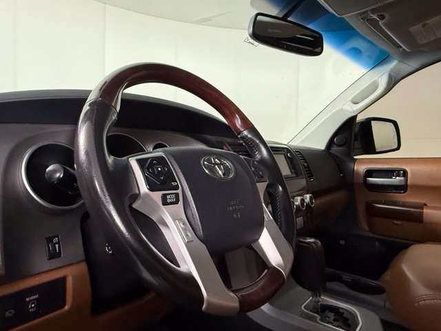 Used 2016 Toyota Sequoia Platinum AWD/4WD image 6