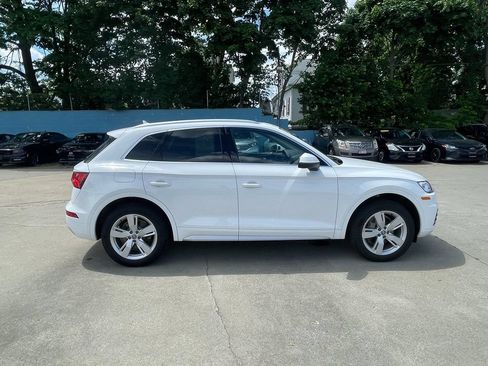 Used 2018 Audi Q5 2.0T Premium Plus w/ Premium Plus Package AWD/4WD image 4