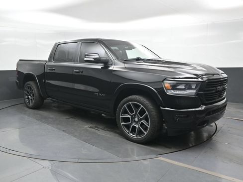 Used 2019 RAM 1500 Laramie AWD/4WD image 4