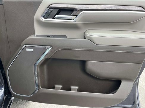 Used 2024 Chevrolet Silverado 3500 LTZ w/ LTZ Plus Package image 22