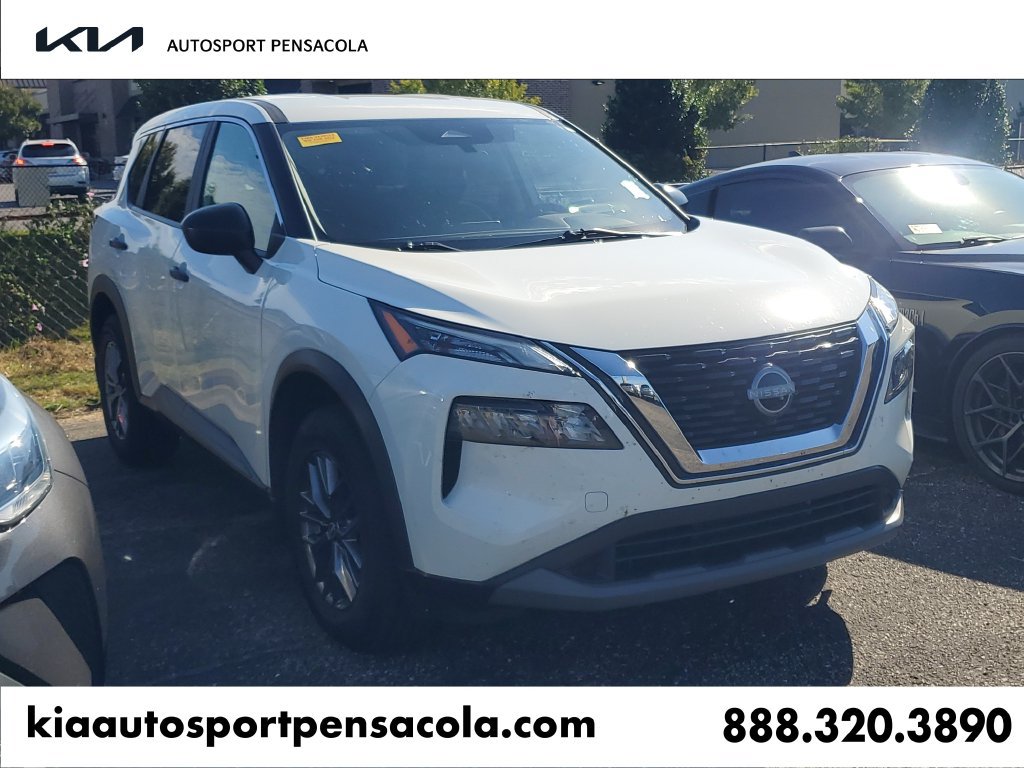 Used 2023 Nissan Rogue S AWD/4WD image 1