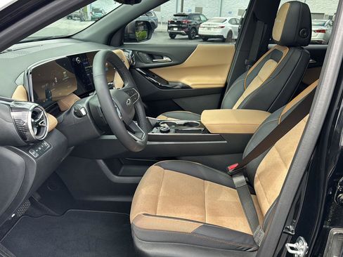 New 2025 Chevrolet Equinox ACTIV w/ Safety and Technology Package image 9