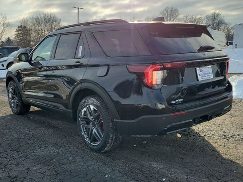 New 2026 Ford Explorer ST-Line w/ ST-Line Street Pack image 6