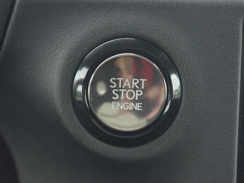 Used 2024 Lexus GX 550 w/ Accessory Package (31) AWD/4WD image 9