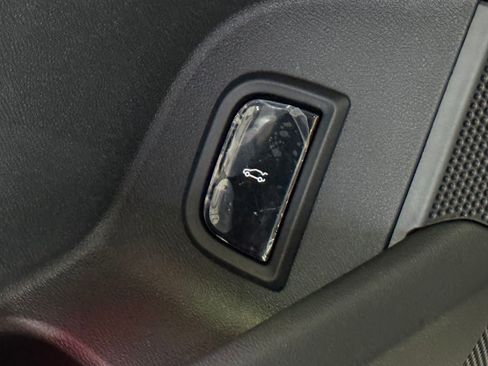 New 2026 Cadillac Lyriq Sport image 21