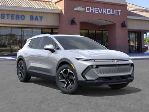 New 2026 Chevrolet Equinox EV LT FWD image 7