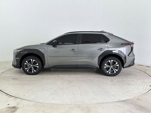 Used 2024 Toyota bZ4X AWD w/ Weather Package image 2
