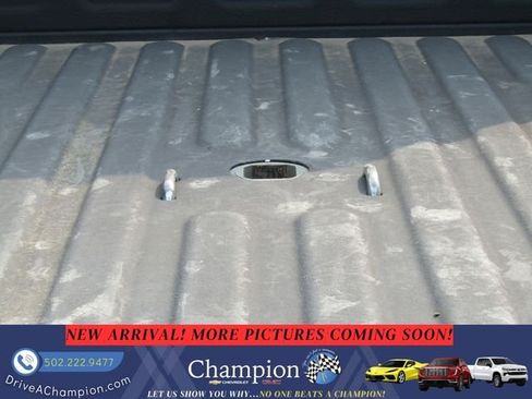 Used 2021 RAM 2500 Tradesman w/ Chrome Appearance Group AWD/4WD image 7