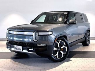 Used 2024 Rivian R1S Adventure Quad AWD/4WD video 1