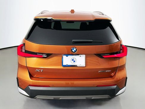 Used 2023 BMW X1 xDrive28i w/ Premium Package AWD/4WD image 6