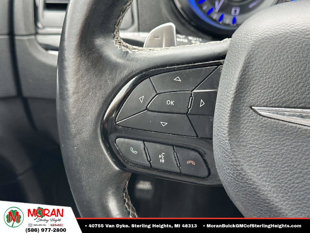 Used 2017 Chrysler 300 S RWD image 22