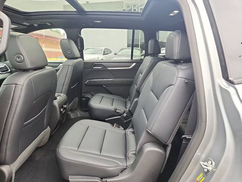 New 2026 GMC Acadia Elevation w/ Black Edition FWD image 6