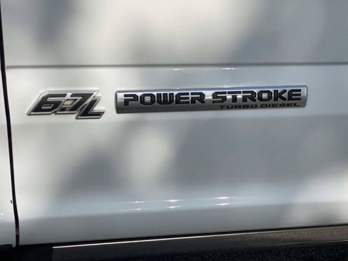 Certified 2022 Ford F250 King Ranch w/ King Ranch Ultimate Package AWD/4WD image 12