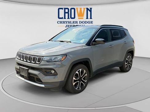 Used 2023 Jeep Compass Limited AWD/4WD image 7