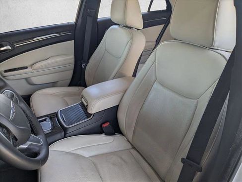 Certified 2023 Chrysler 300 Touring L w/ Comfort Group RWD image 15