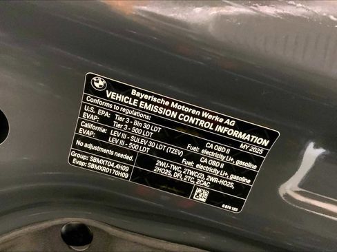 Used 2025 BMW XM image 31