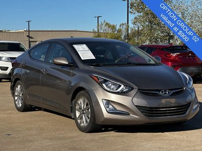 Used 2015 Hyundai Elantra SE w/ Option Group 02