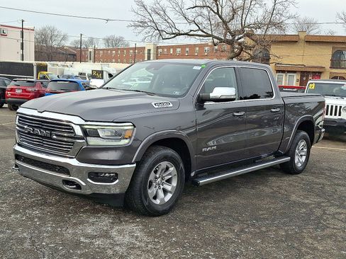 Used 2022 RAM 1500 Laramie image 3