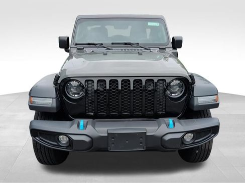 Used 2023 Jeep Wrangler Unlimited w/ Cold Weather Group AWD/4WD image 8