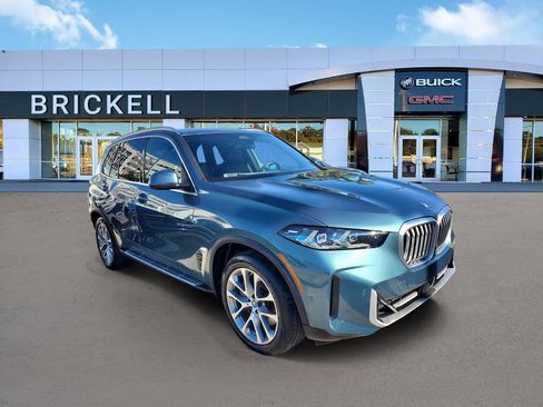 Used 2025 BMW X5 xDrive50e AWD/4WD image 2