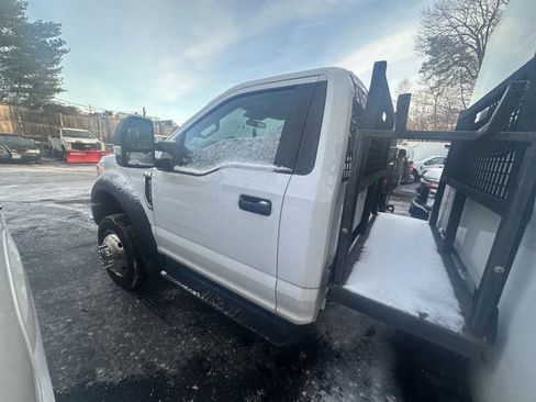 Used 2022 Ford F550 4x4 Regular Cab Super Duty image 4