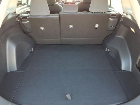 Certified 2020 Toyota RAV4 XLE w/ Convenience Package FWD image 16
