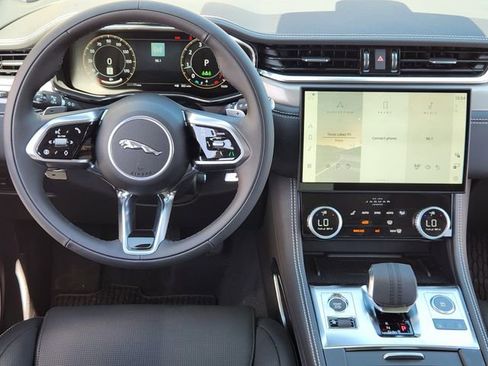 Used 2026 Jaguar F-PACE R-Dynamic S image 26